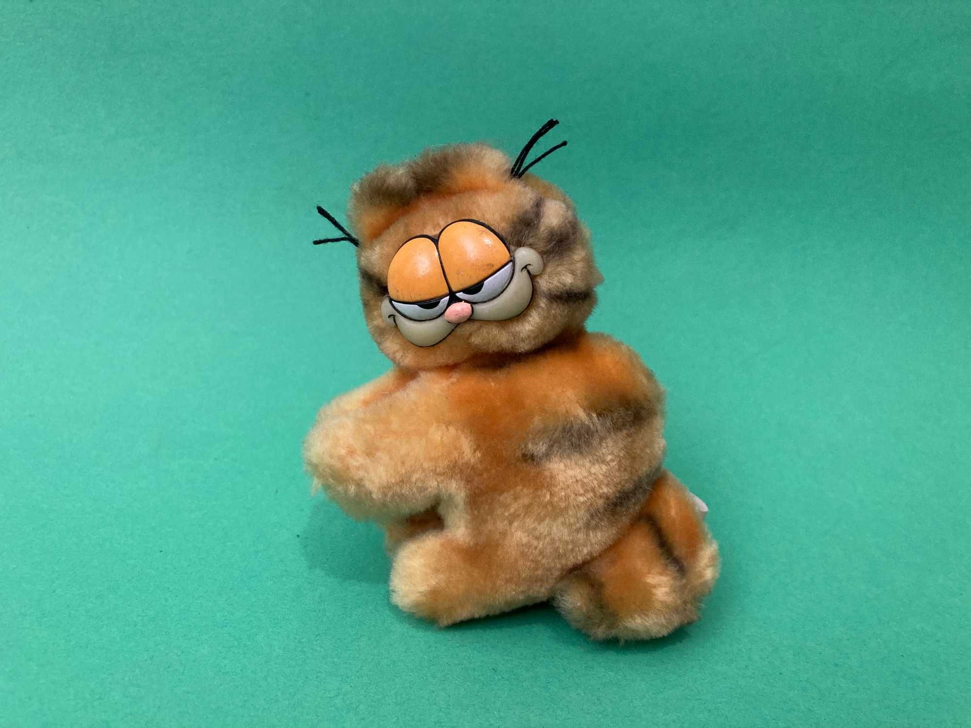 Bonequinho Boneco Garfield de pendurar com molas Anos 80 Novo