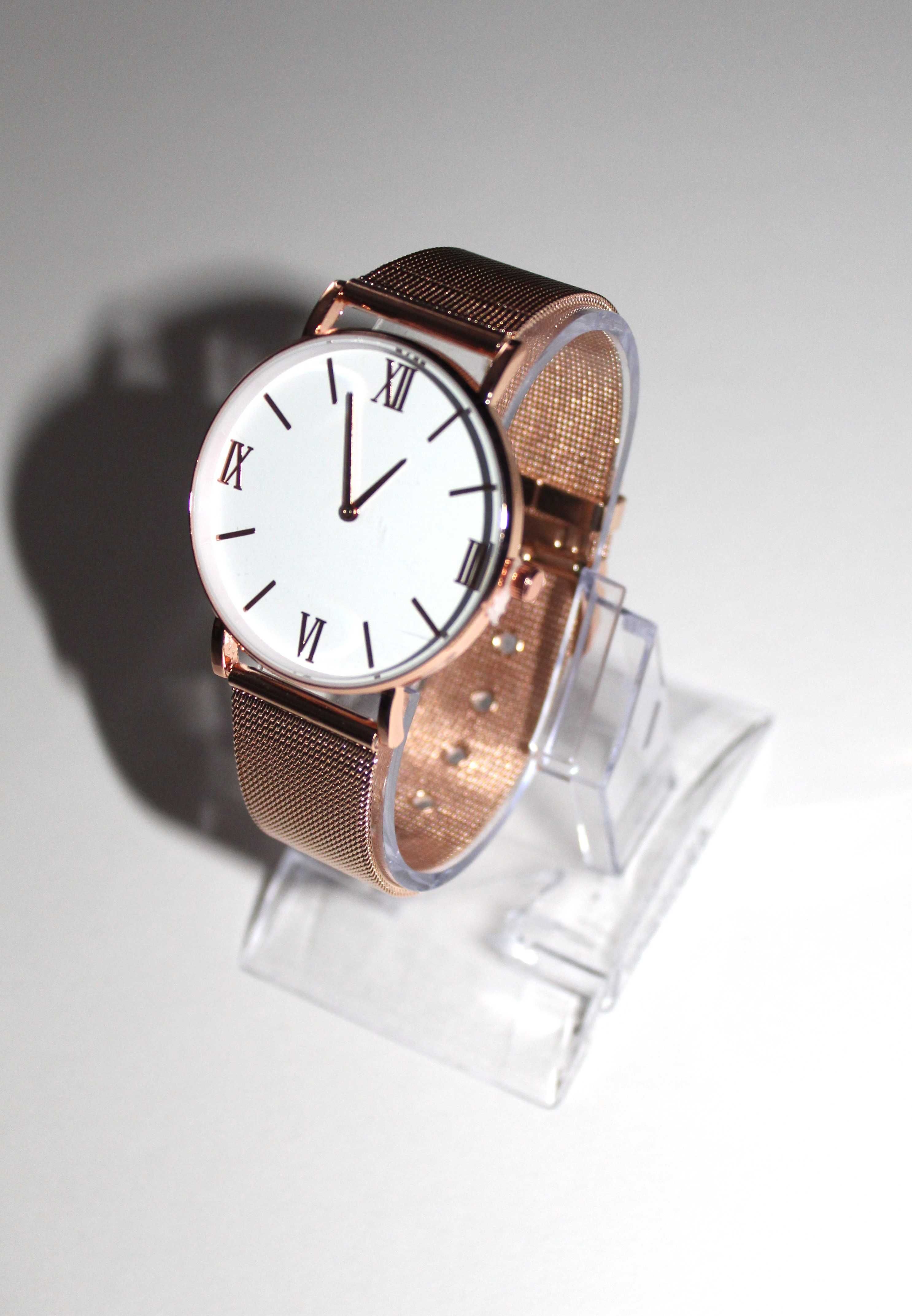 Nowy zegarek damski złoty kwarcowy pasek z siatki ze stali nierdzewnej