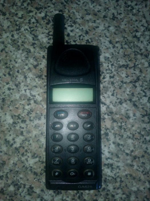 Telemóvel Ericsson GA628