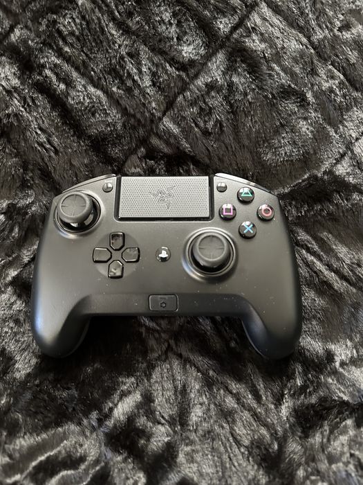 Pad/kontroler/joystick Razer Raiju RZ06