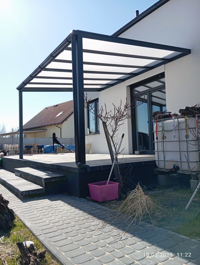 Taras, antresola, zadaszenie, pergola, wiata
