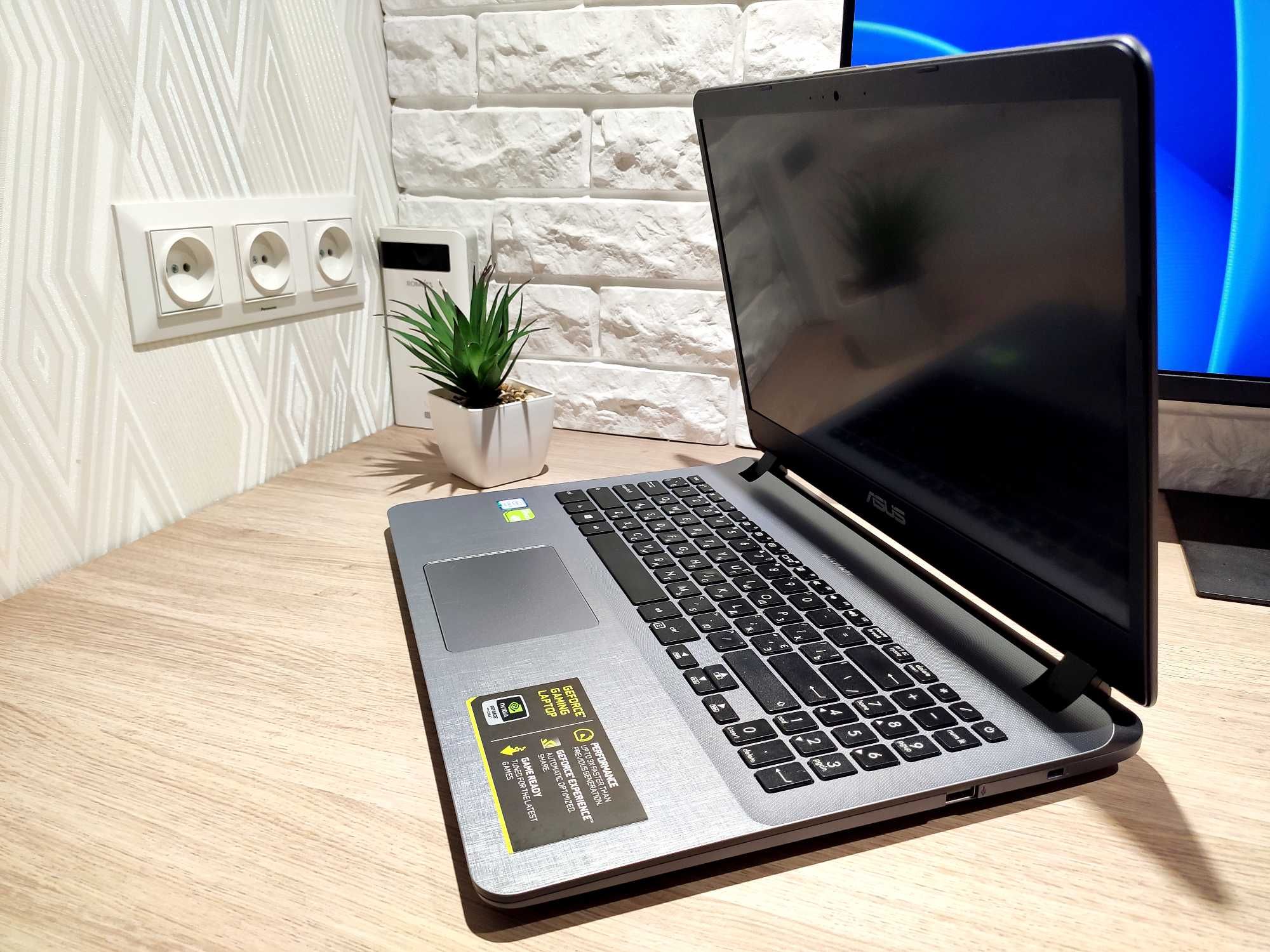 Игровой Asus 15.6 |FHD|MX110|i5 7Gen|DDR4|SSD+HDD| Отличное состояние