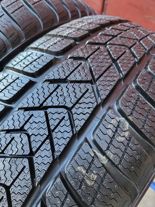 205/55/16 R16 Pirelli Sottozero 3 RunFlat 4шт ціна за 1шт шини