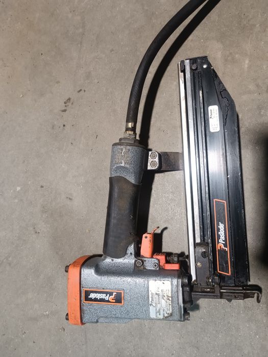 Gwoździarka pneumatyczna paslode 3250/65 f16q