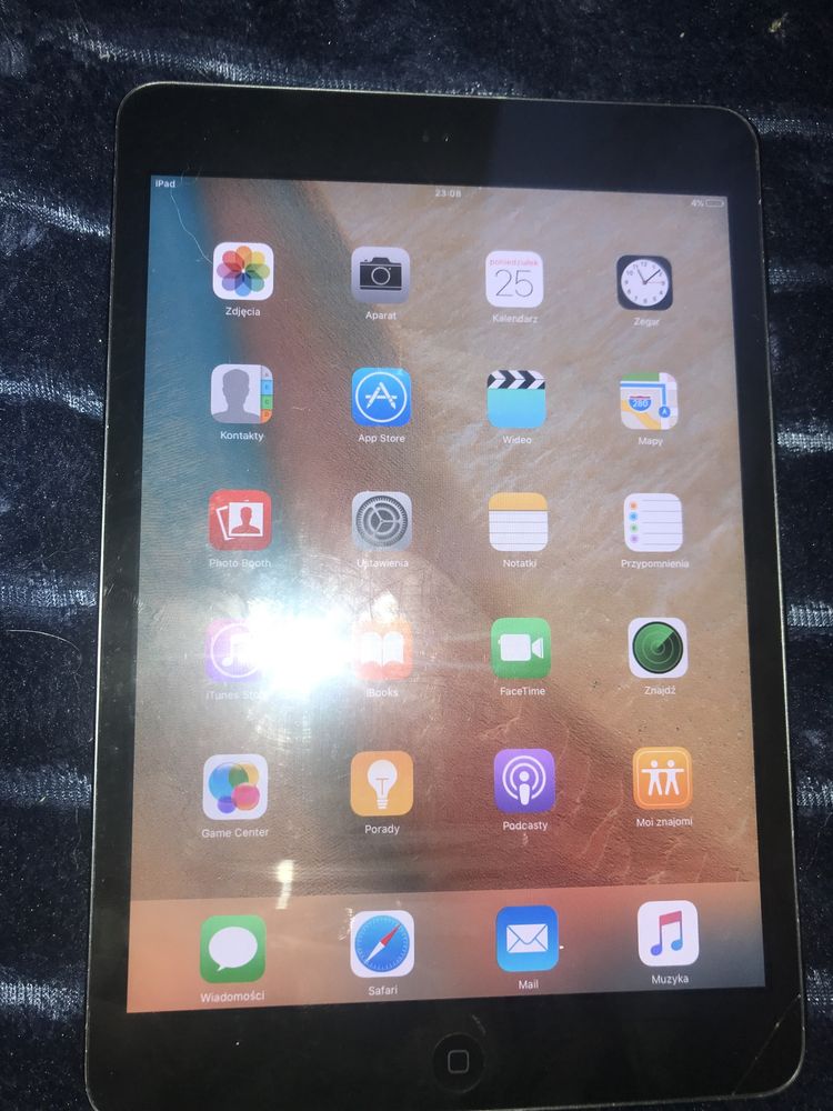 Tablet iPad 3 w dobrym stanie