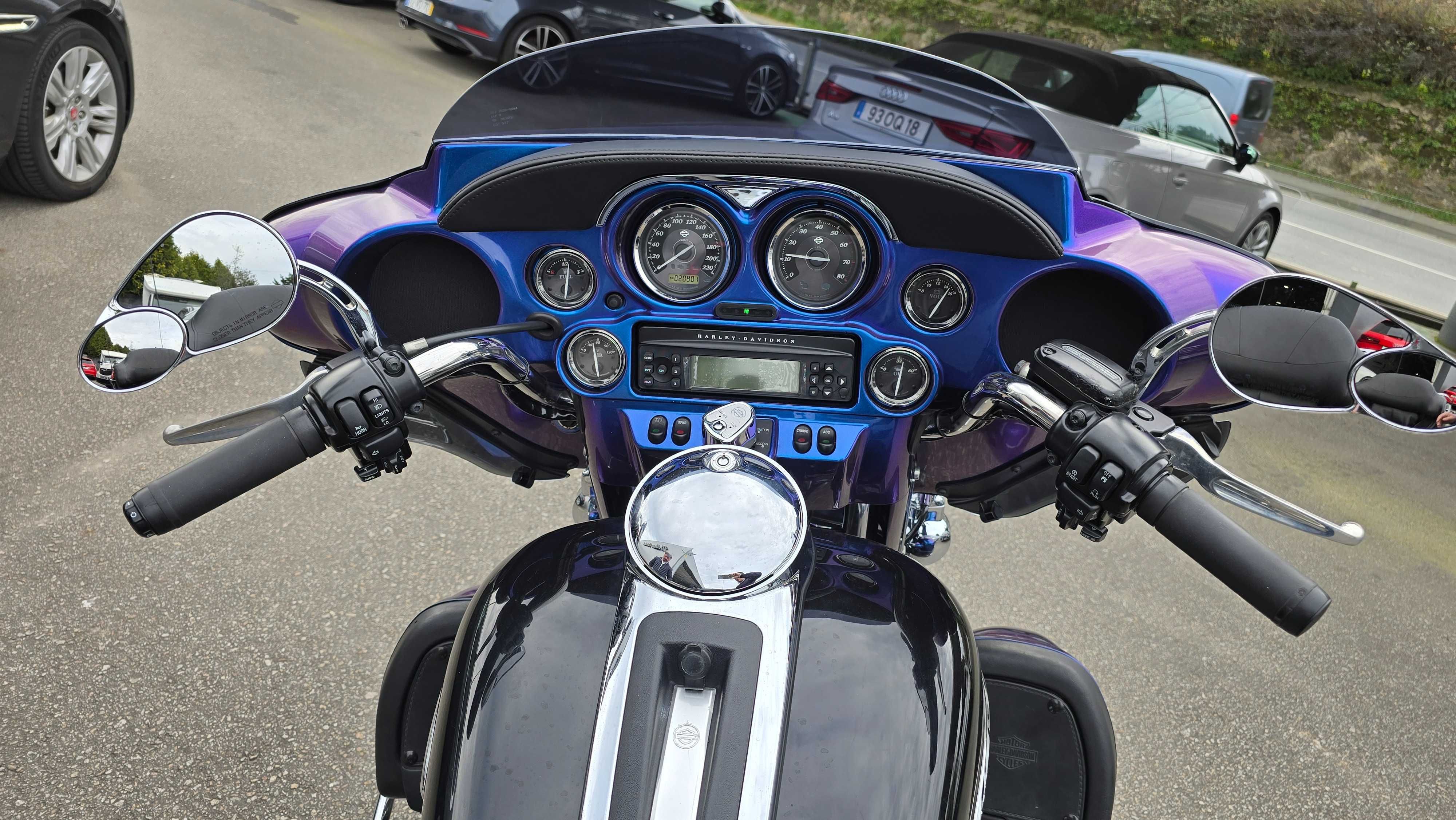 Harley-Davidson FLHTK Eletr Glide Ultra Limited 1690 cm3