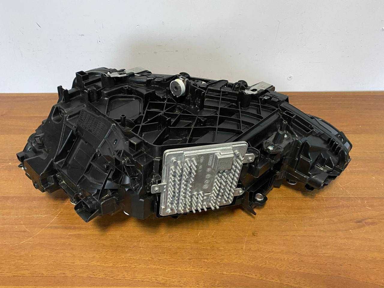 Фари BMW 4 G22 , G23, G26, G80, G82 . shadow LCI Rest 2023+
