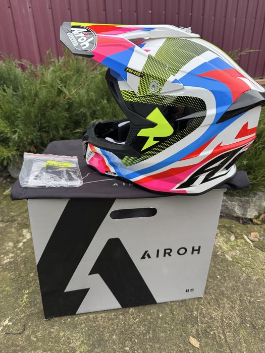 Мотошлем кросс ендуро Airoh Stryker розмер М57-58