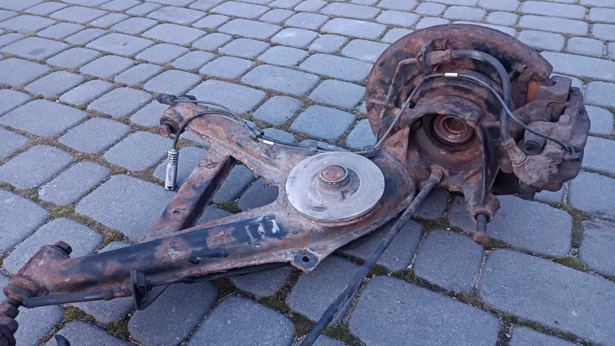 Zawieszenie tył wahacze na tarczach Bmw E36 COMPACT 323ti SWAP BMW E30