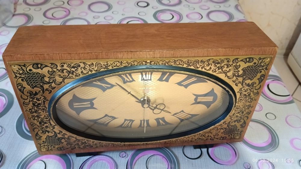 Годинник Янтарь камінний, часів СРСР робочий