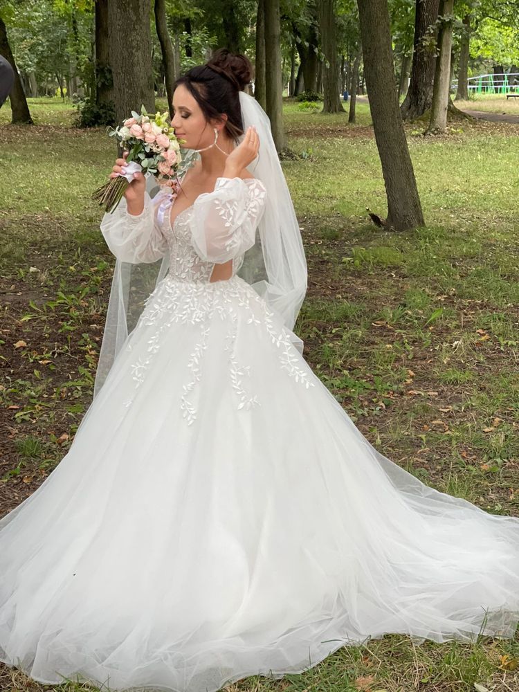 Продам весільну сукню Житомир