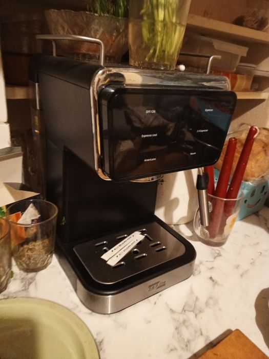 Кофемашина новая с коробкой