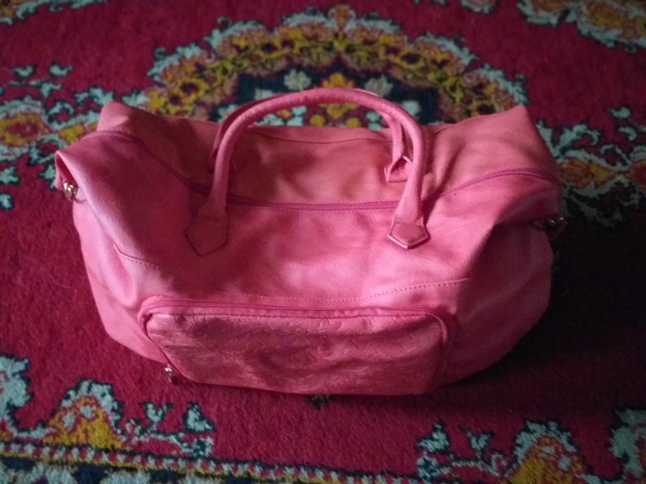 Сумки ! Новая! Для поездок просто супер! Складывается.