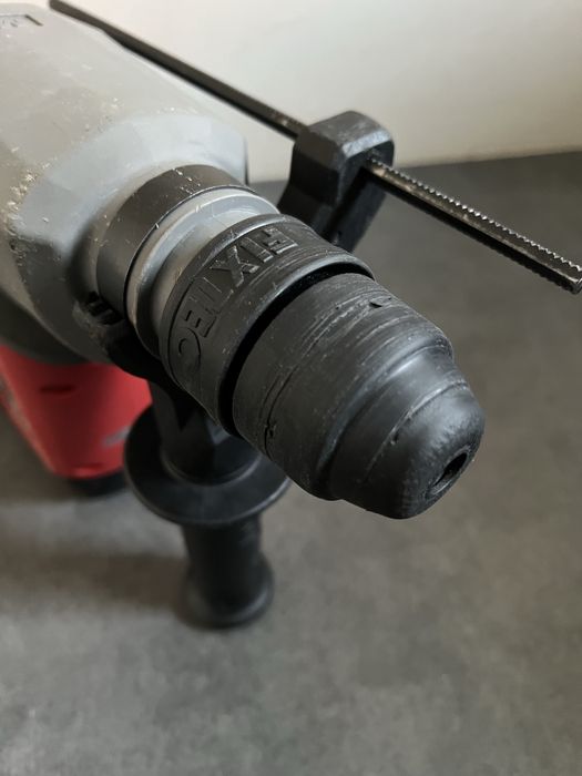 Безщітковий Акум.перфоратор Milwaukee M18 FHX