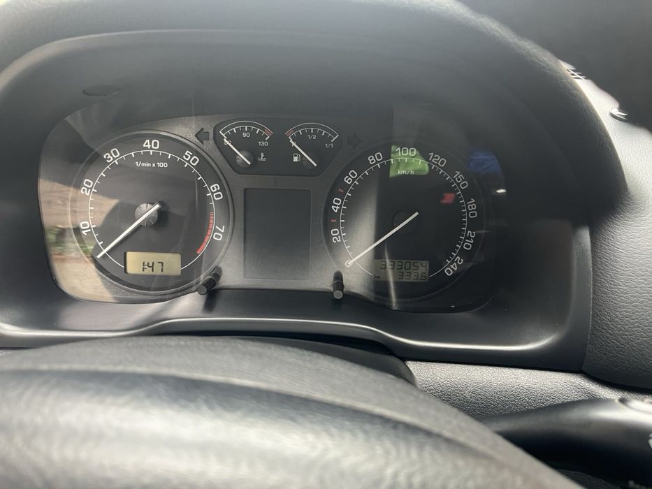 Продам Шкоду тур 1.8т можливий обмін з доплатою