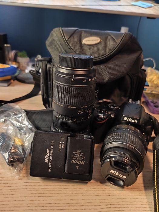 Lustrzanka Nikon D5100 korpus + 2x obiektyw + pokrowiec