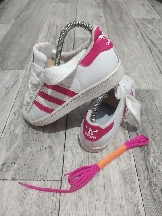 Adidas superstar