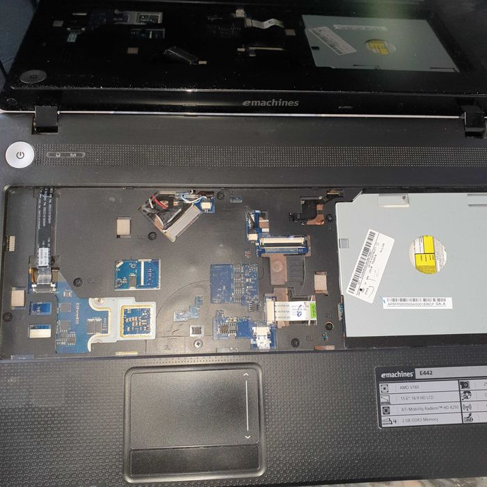 teclado portátil emachines E442 , restantes peças sob consulta64552768704258123