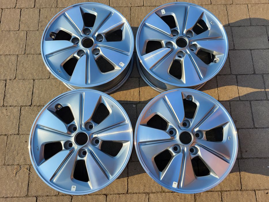 Alufelgi Nissan Renault 5x114,3 6Jx15 et45 cb66.1 jak nowe, cnc!