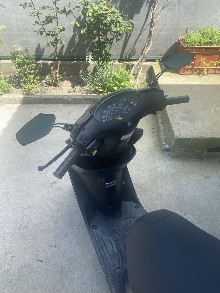 Продам Honda dio 68