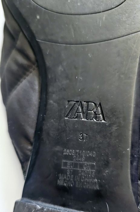 Klapki czarne pikowane Zara mule rozmiar 37