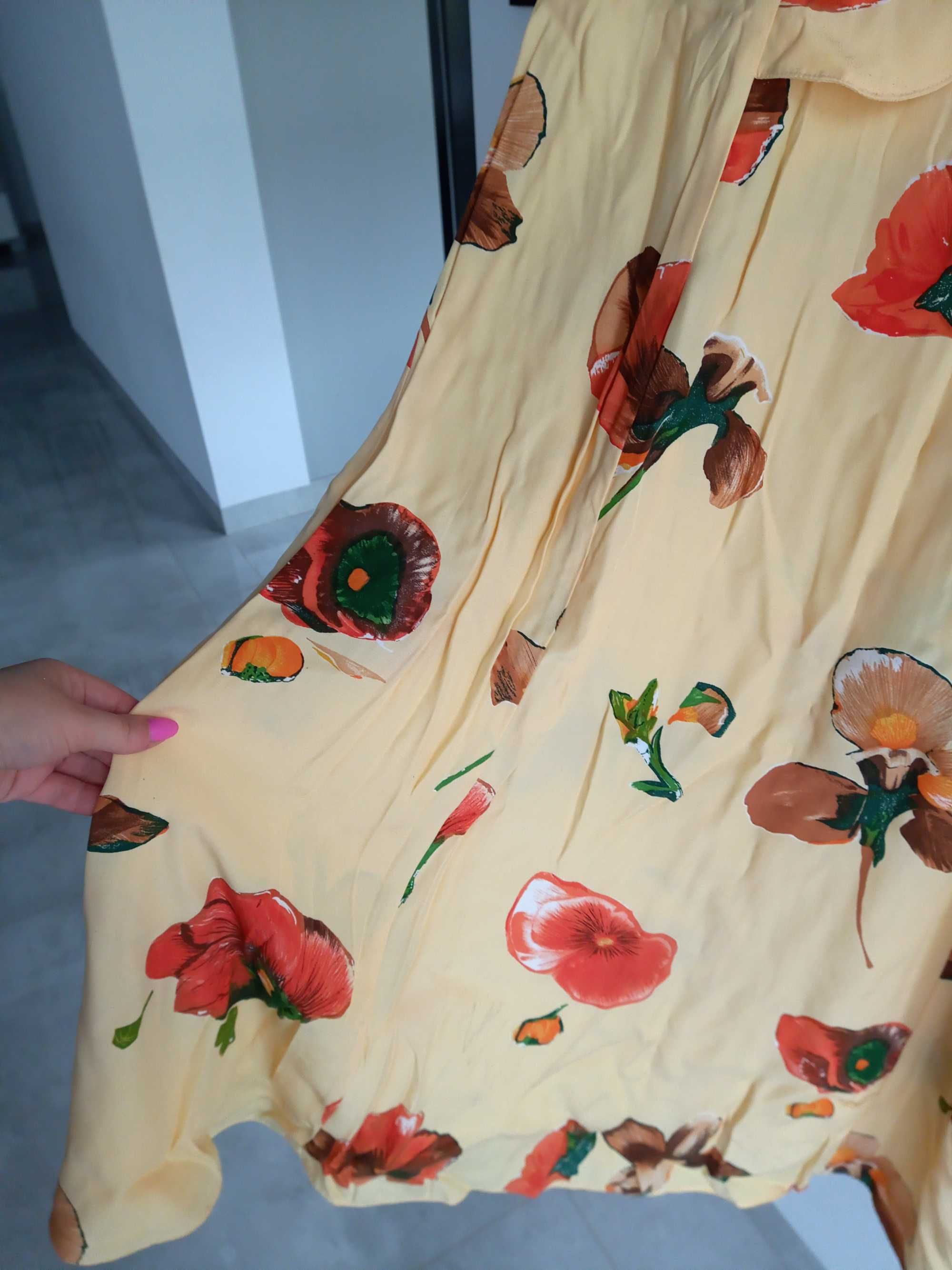 Długa maxi sukienka vintage