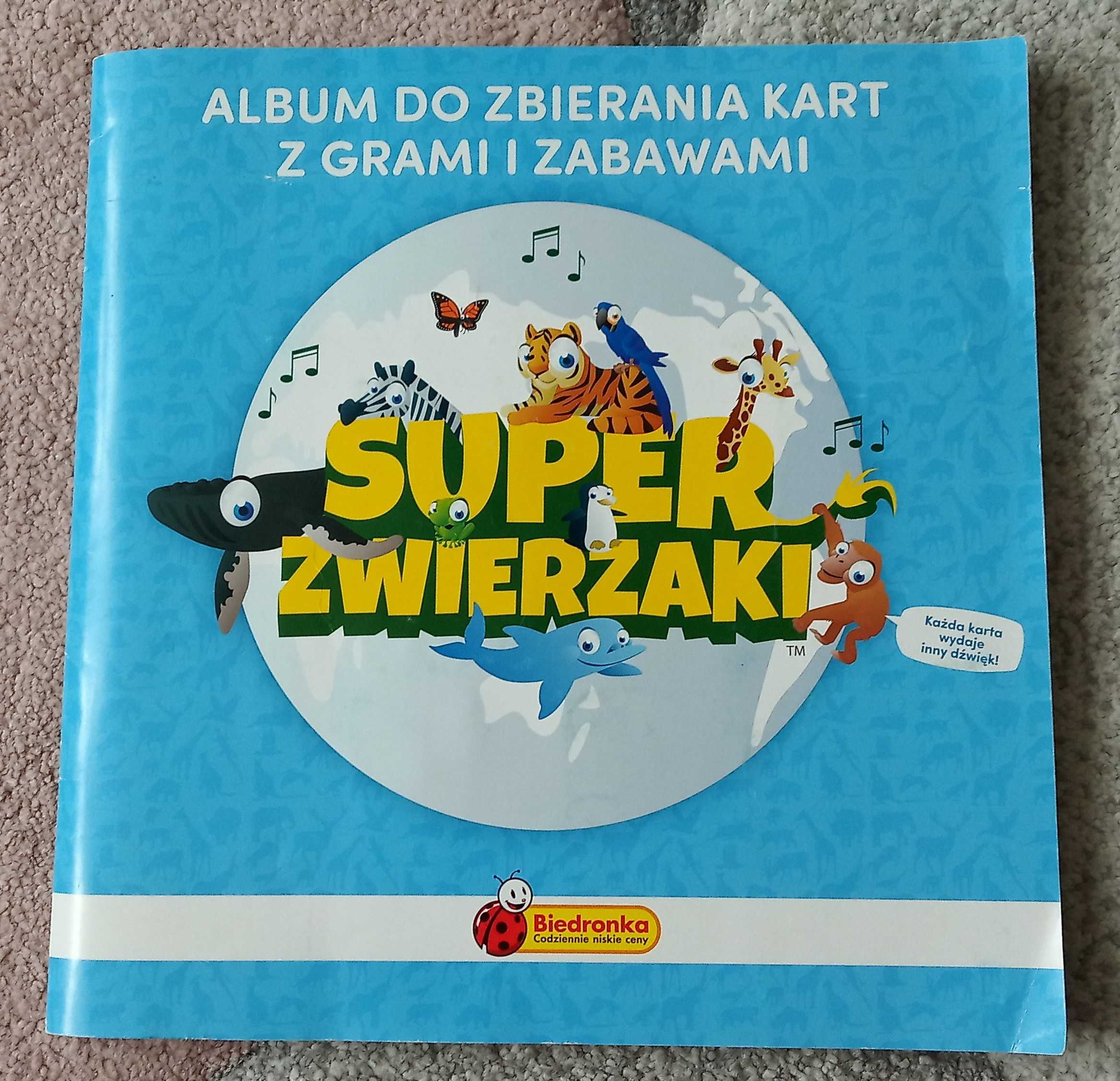 Album Super Zwierzaki ze wszystkimi kartami z biedronki