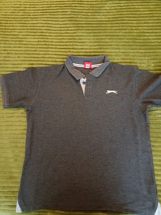 Фірмова чоловіча  футболка М розміру