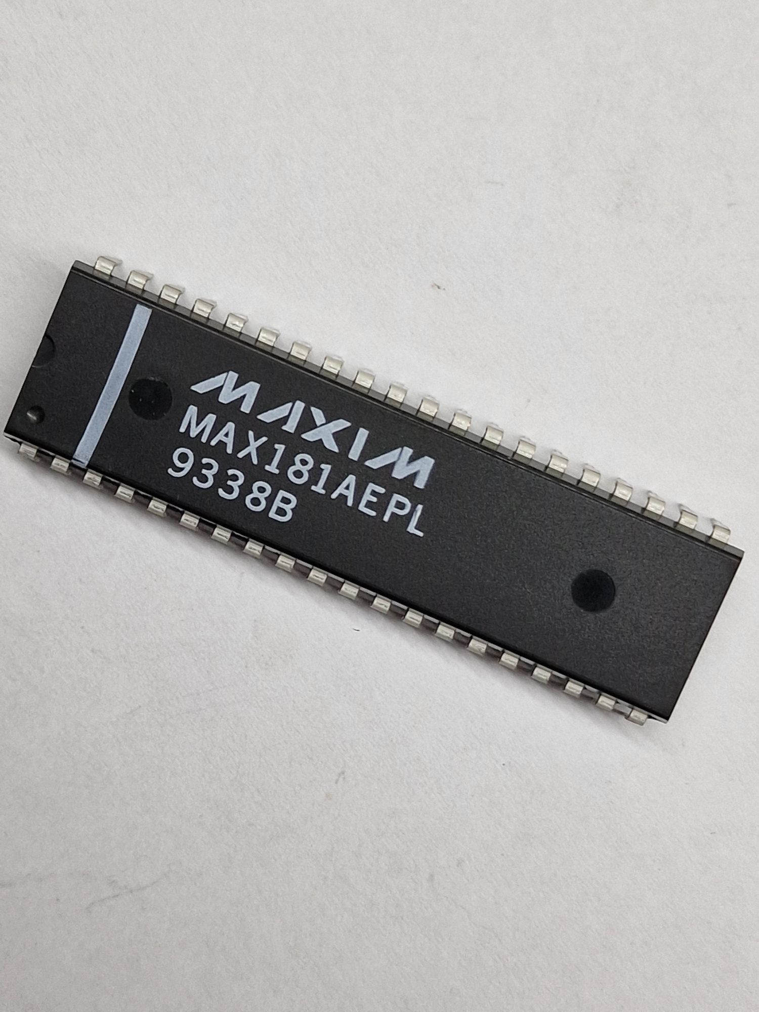 Układ scalony MAX181AEPL