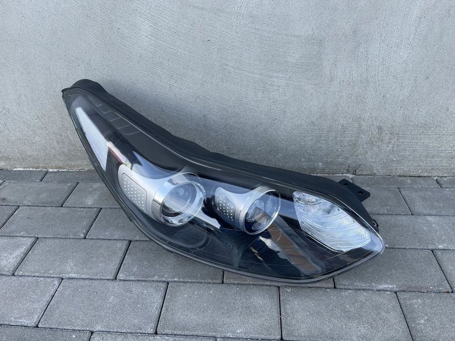 LAMPA PRZEDNIA PRAWA KIA SPORTAGE  2015-- NOWA