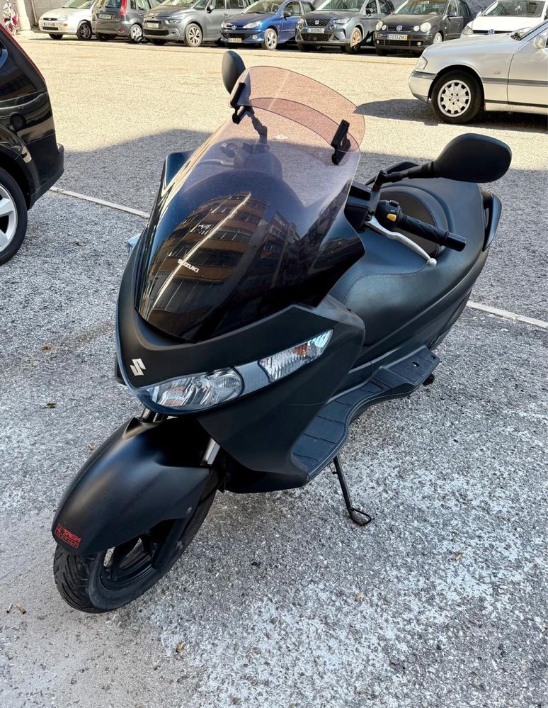 Suzuki Burgman Executive 125cm3