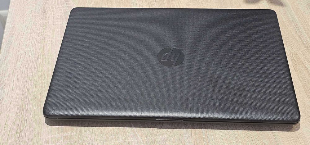Як новий Ноутбук Hp 15 Intel Celeron N3060 128GB SSD 8 ОЗУ наложка!