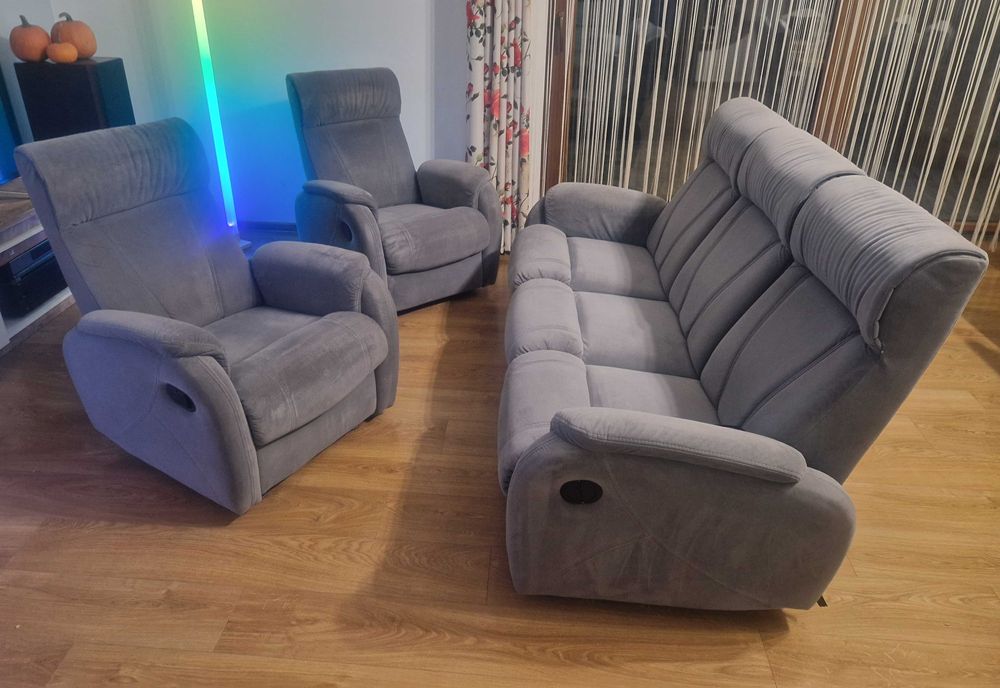 Sofa/kanapa/Zestaw z funkcjami relax elektryczne 3+1+1 Swarzędz
