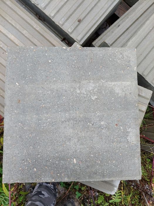 Płytki chodnikowe betonowe 40x40x8, korytka betonowe ściekowe 60x33x15