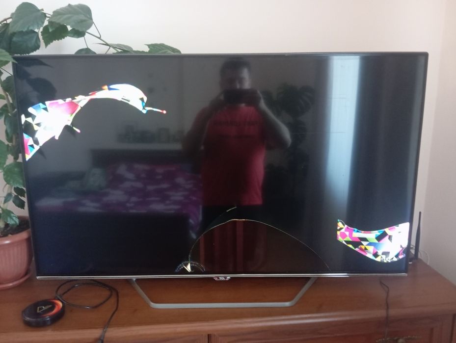 Телевізор TCL U49S7606DS діагональ 49 тріснута Матриця