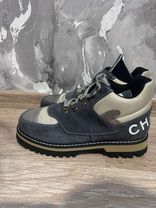 Червики, ботінки, кеди, чоботи