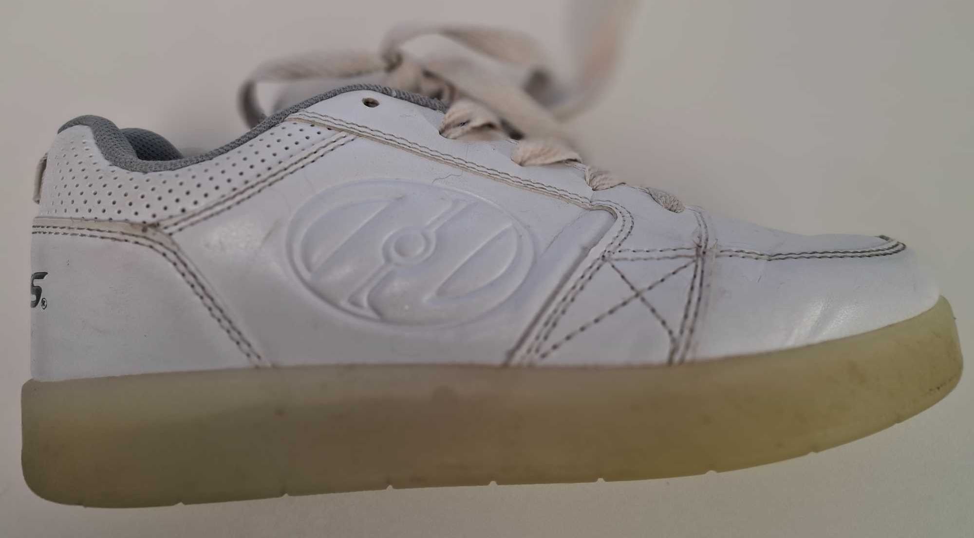 Sapatilhas Heelys IMPORTADAS Rodas e Luz