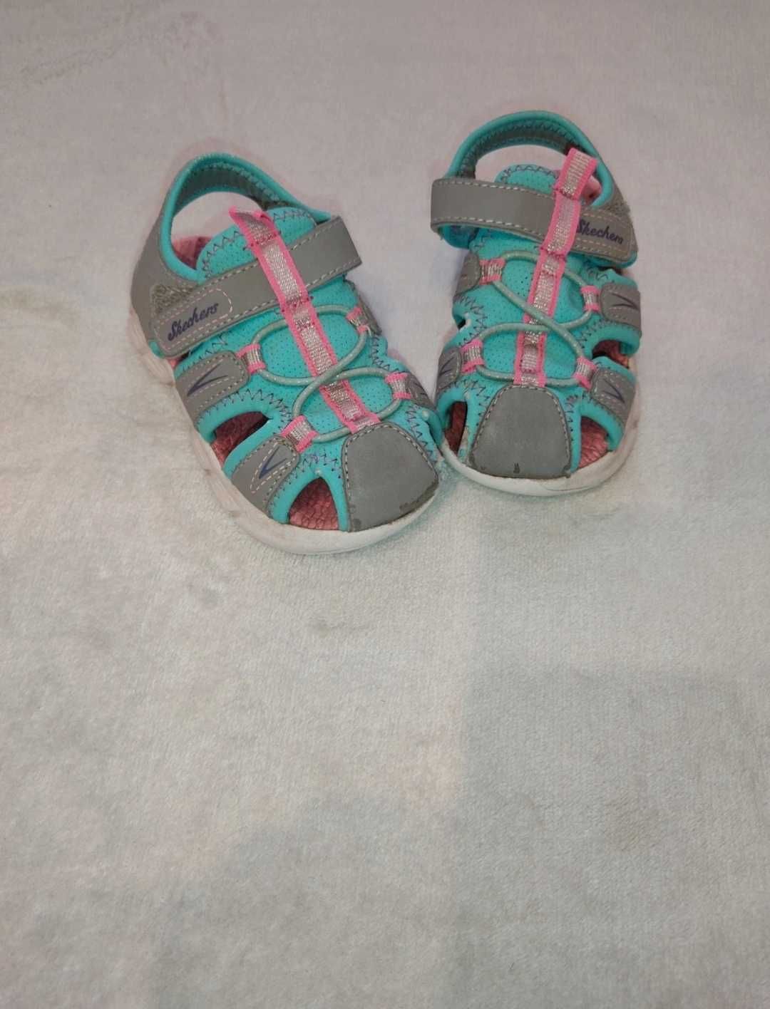 Sandały rozm. 24 firmy Skechers