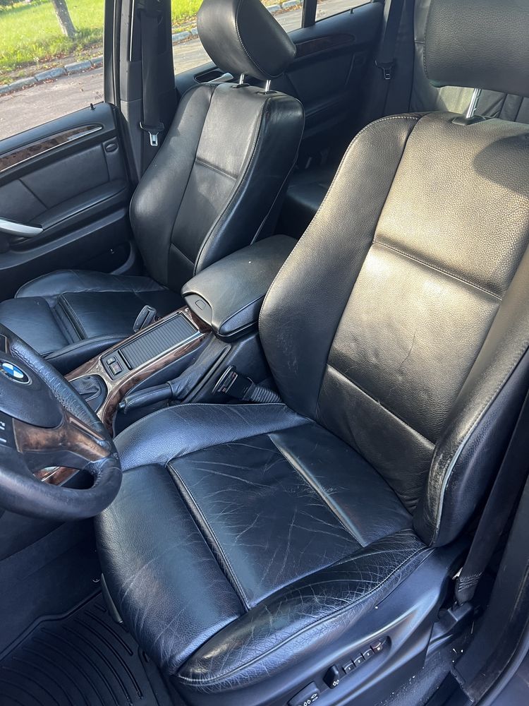 Продам BMW X5 3.0 дизель