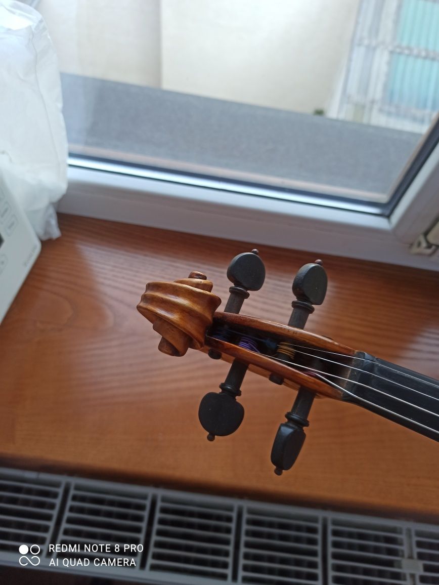 Скрипка ціла,майстрова,40-і роки