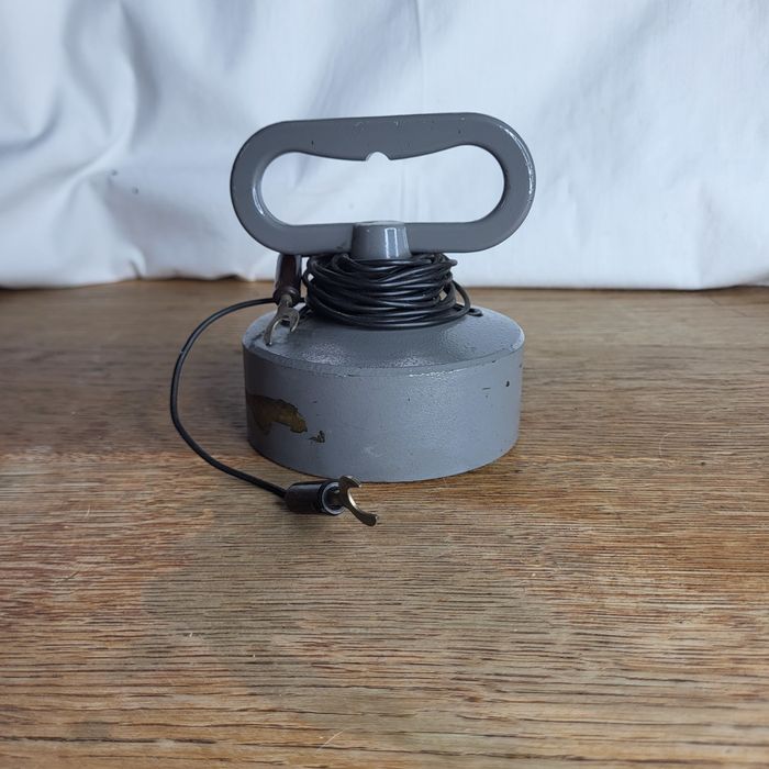 Stary elektromagnes szkolny ²³