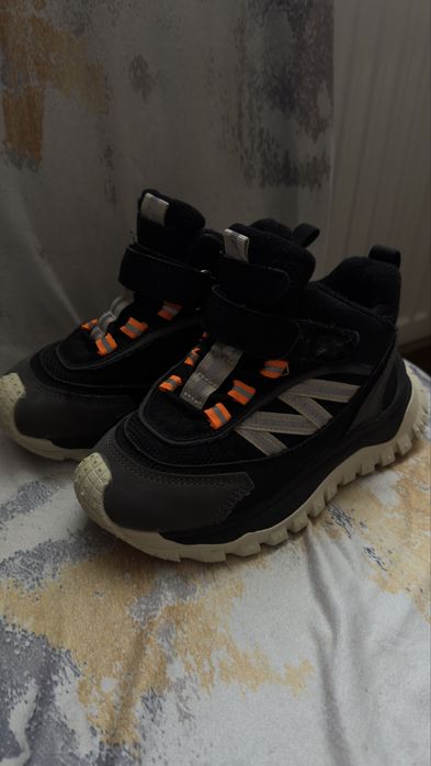 Демі кросівки 29