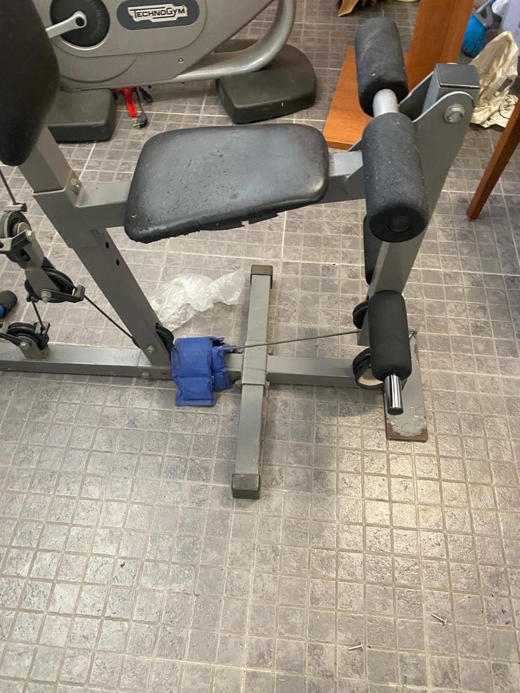 Maquina Multifunções ginasio