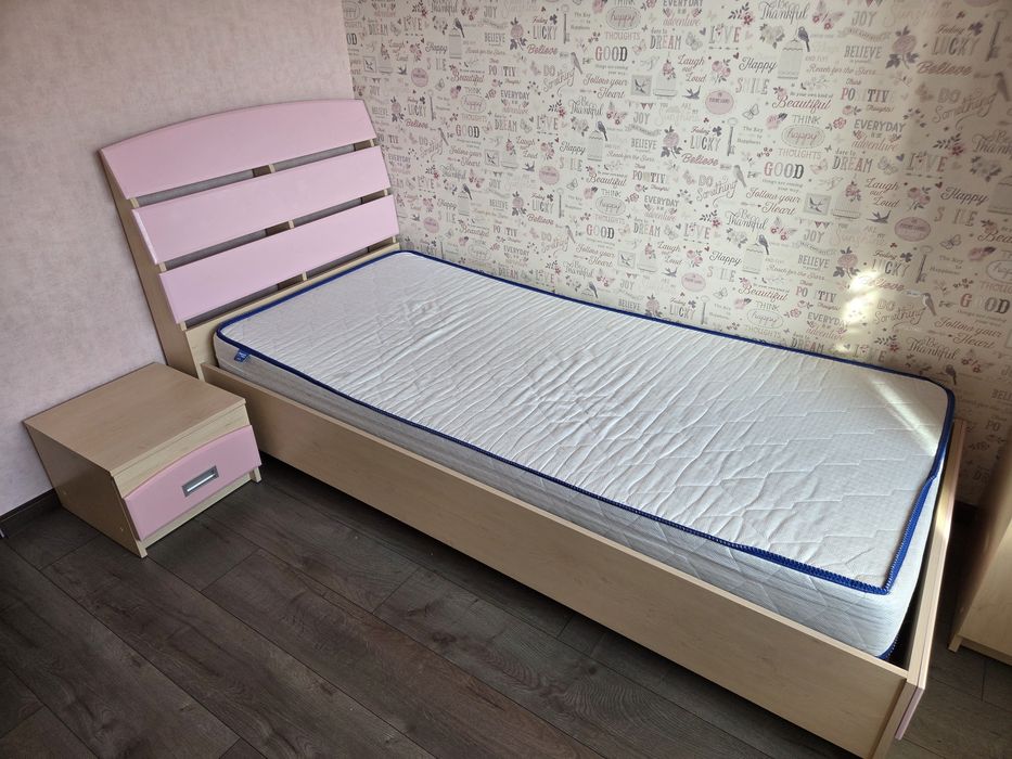 Меблі, дитяча кімната