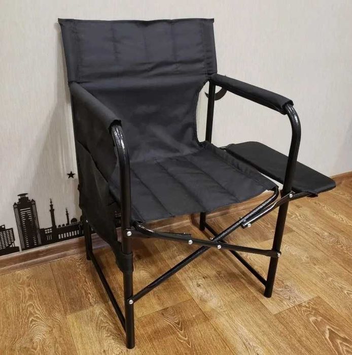 Крісло для відпочинку на дачі та природі з відкидним столиком