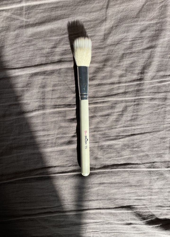 GlamBrush pędzel do podkładu T5 firmy Glam-Shop