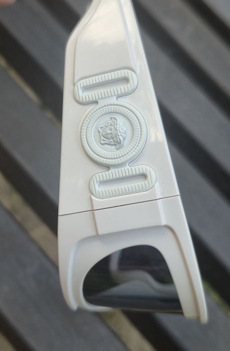 Extra modny biale okulary przeciwslonieczne VE 4446 od Versace!