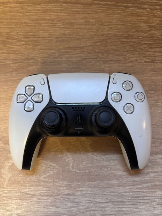 Kontroler PlayStation 5