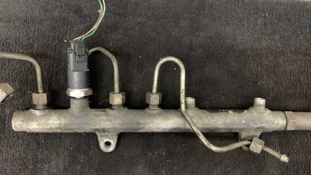 Renault Espace IV 4 1.9 DCI Listwa Wtryskowa