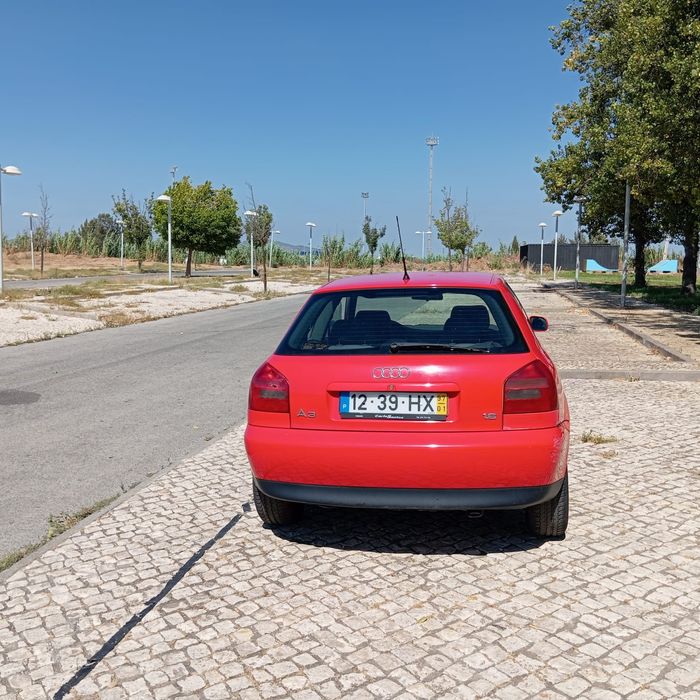 Audi A3  1.6 bom estado